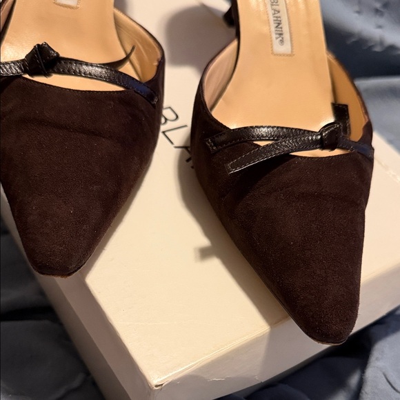 Manolo Blahnik Dark Brown Suede Heels - Picture 3 of 9